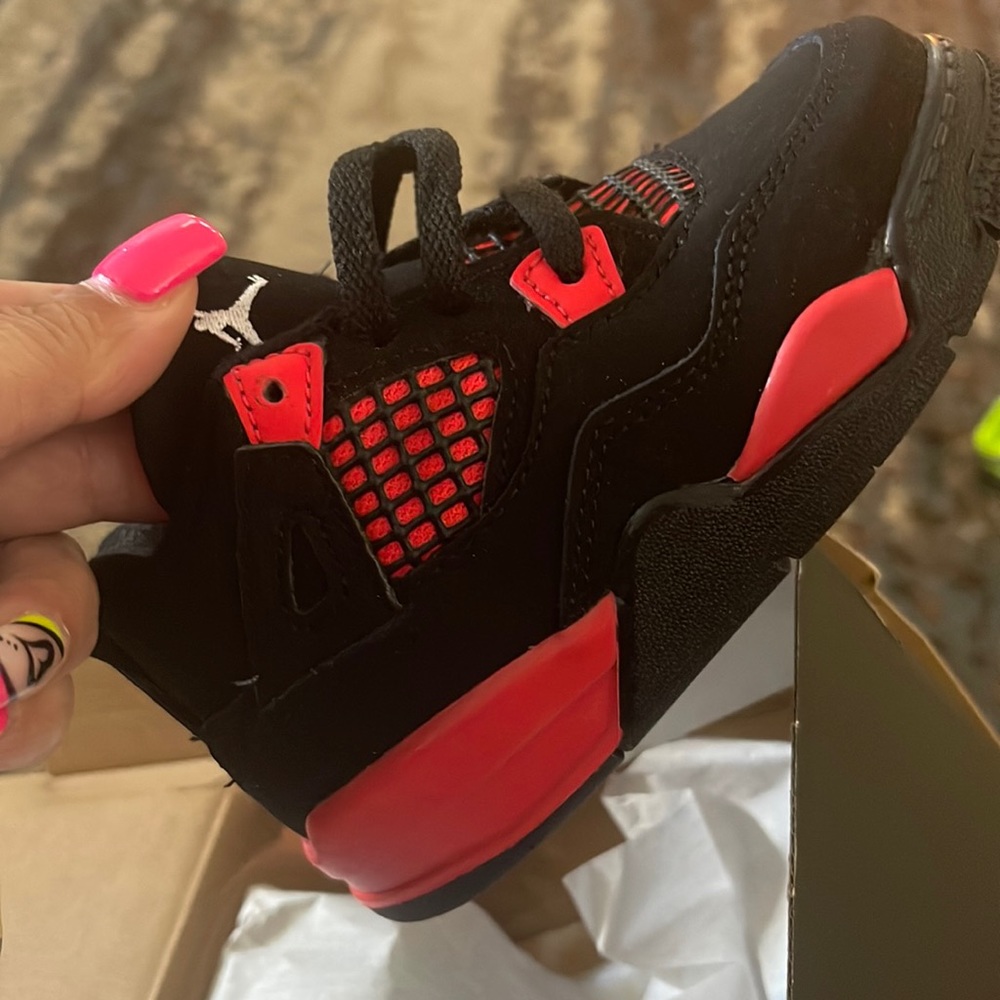 Jordan 4 Retro